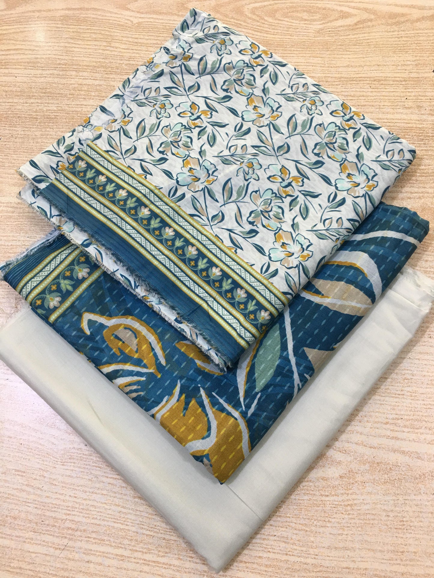 3PC Unstitched Blue Flora – Soft Lawn Summer Breeze Set