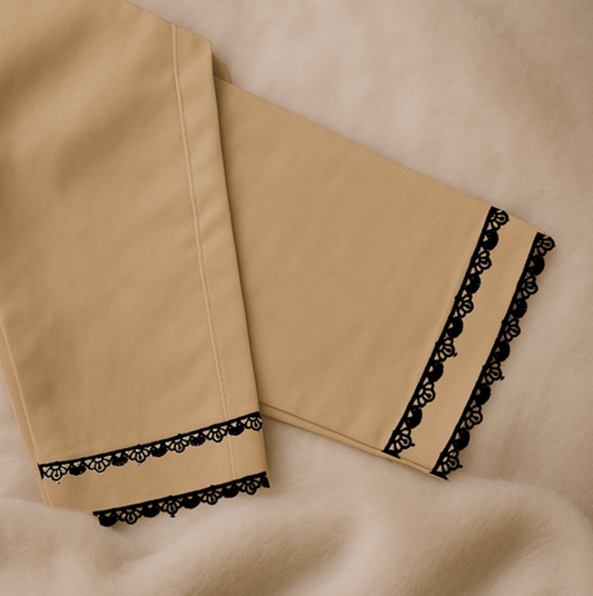 Trouser with Black Lace
