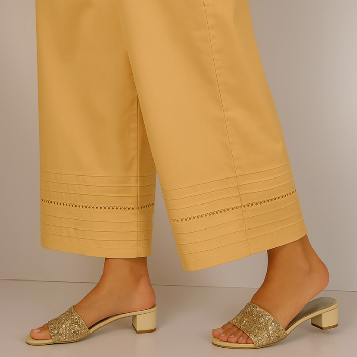 trouser with pintuck pleats and embroidery line beige
